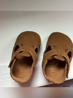 ZARA brown leather kids shoes/boots 3.8 inches
